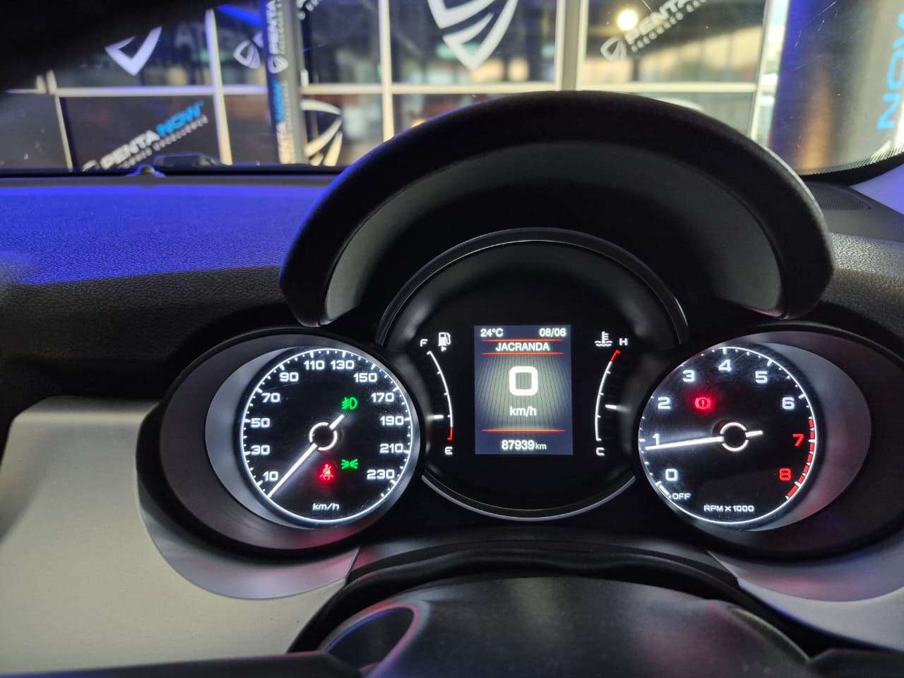 2021 Fiat 500x image 10