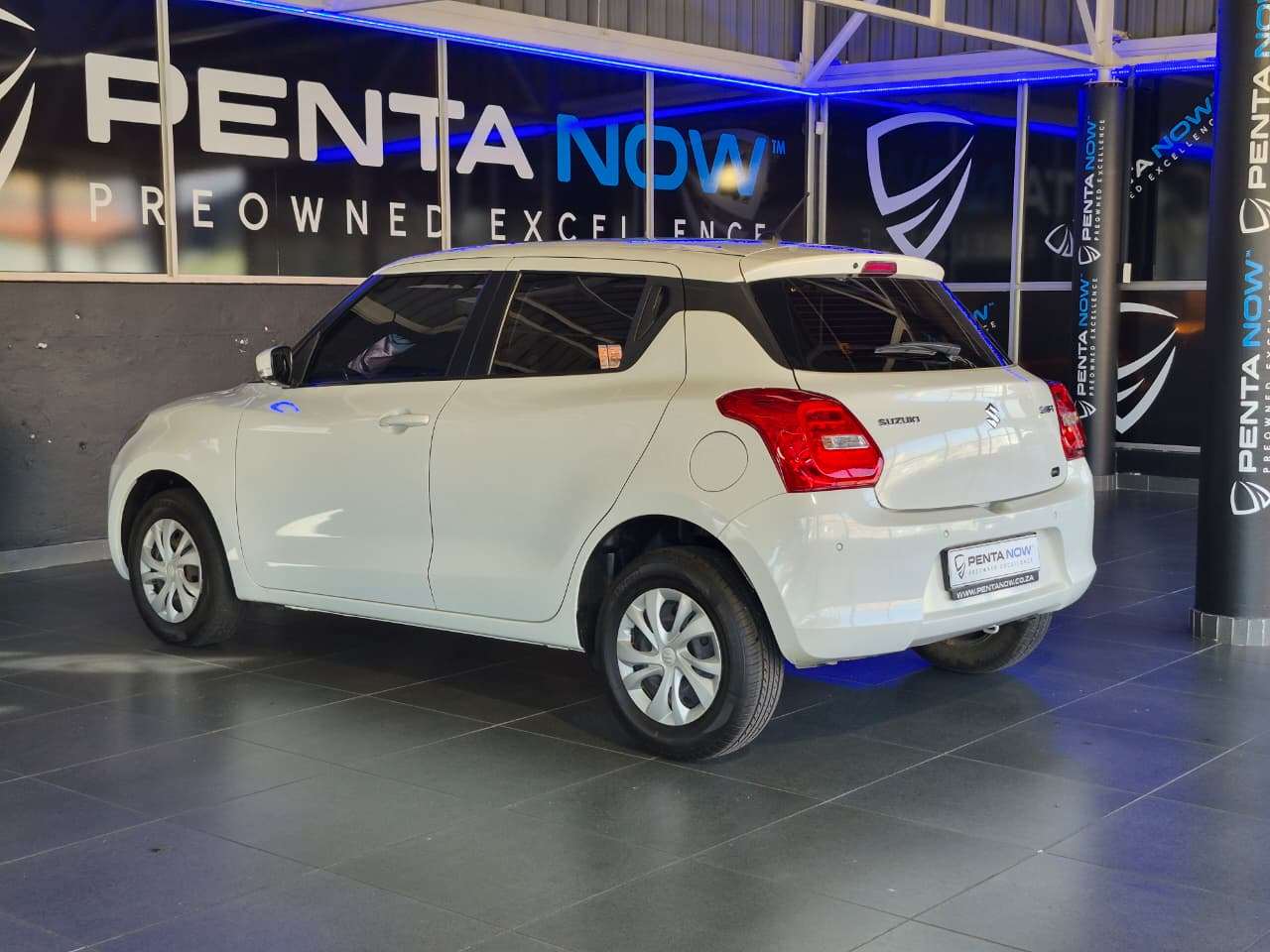 2022 Suzuki Swift image 4
