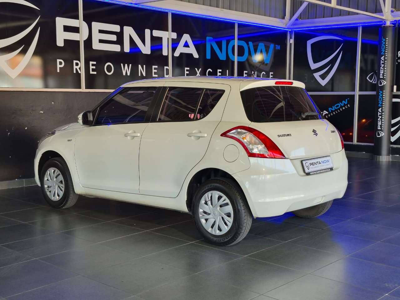 2018 Suzuki Swift image 4