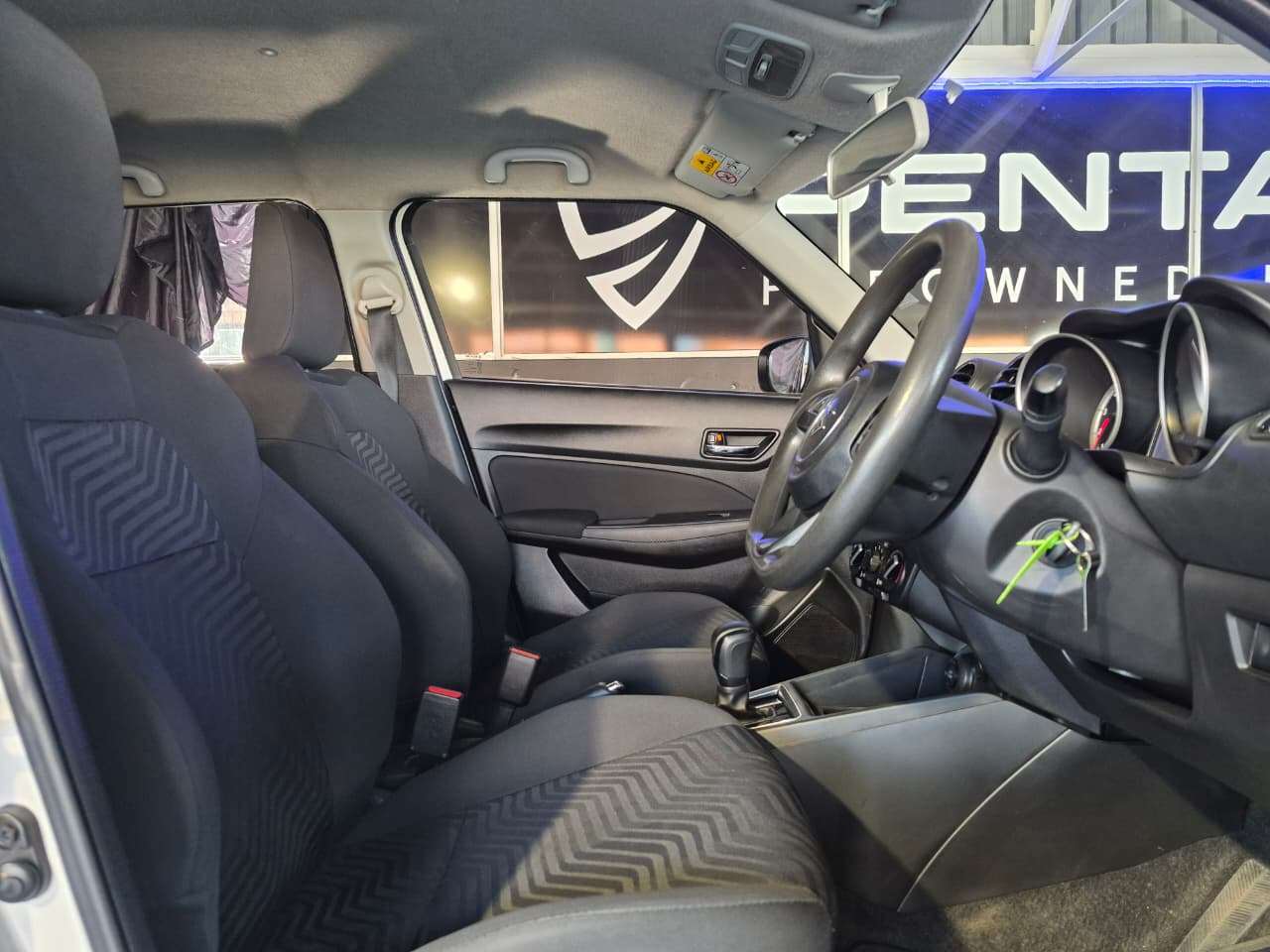 2022 Suzuki Swift image 14