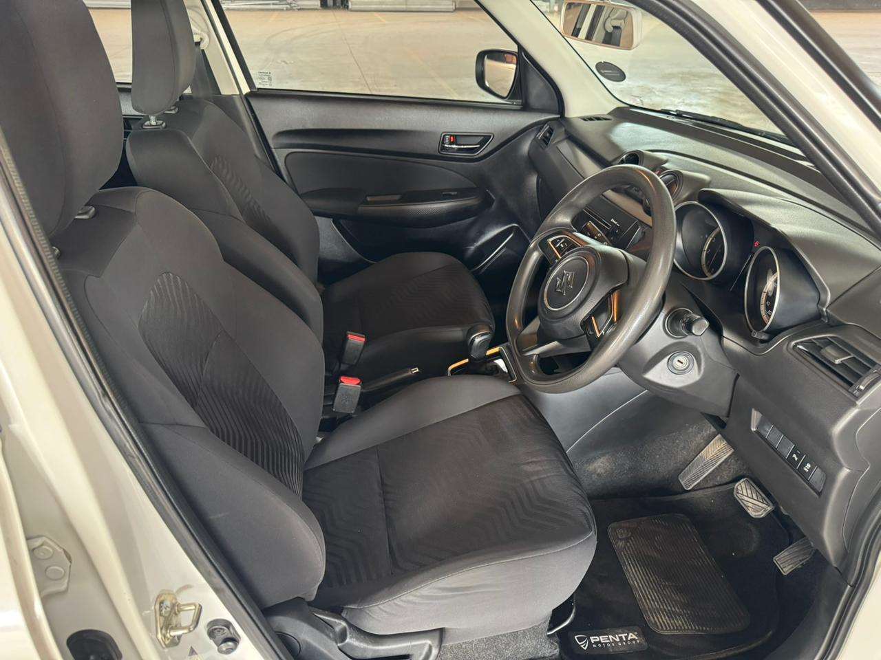 2022 Suzuki Swift image 11