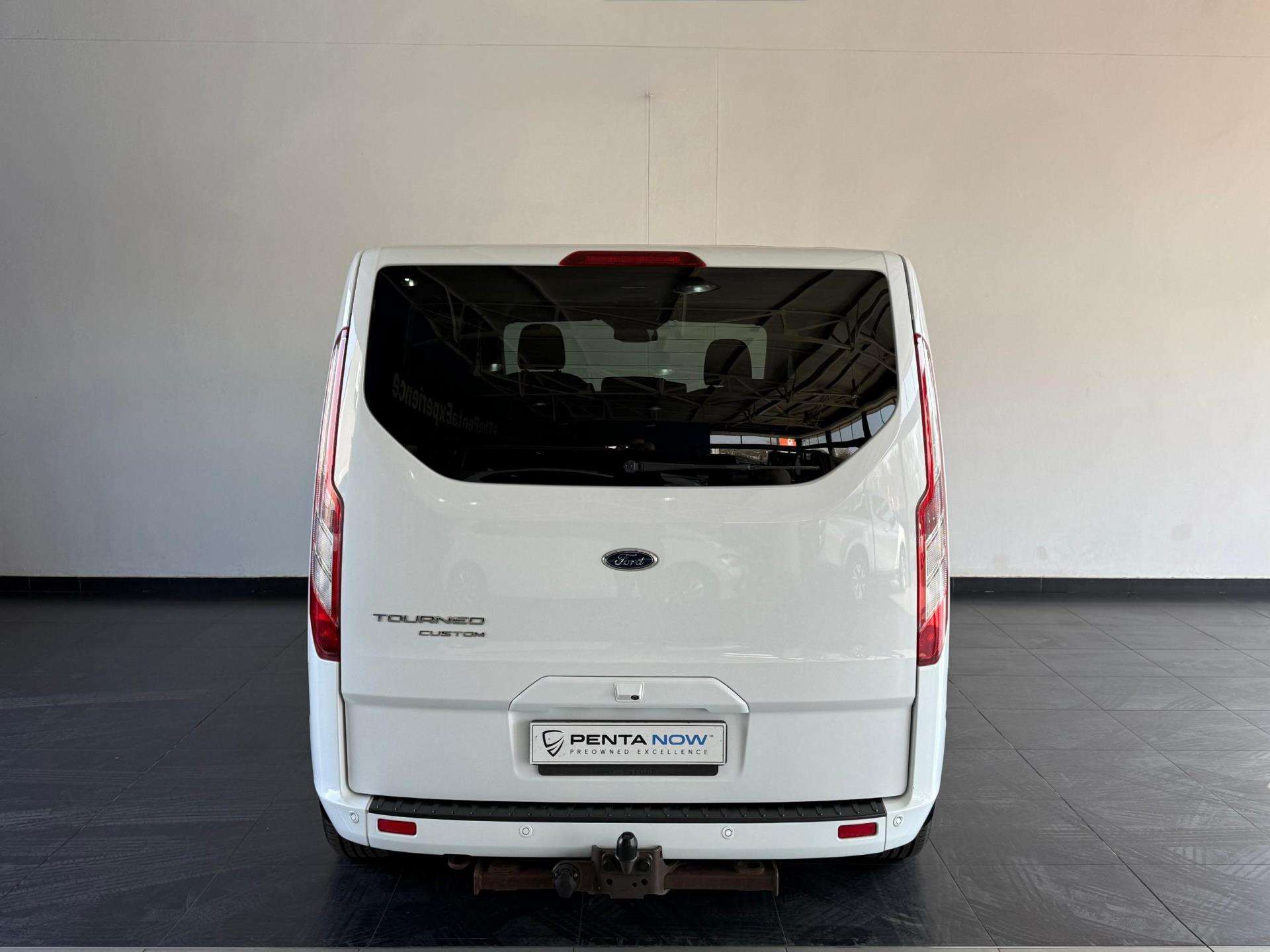 2021 Ford Tourneo image 7