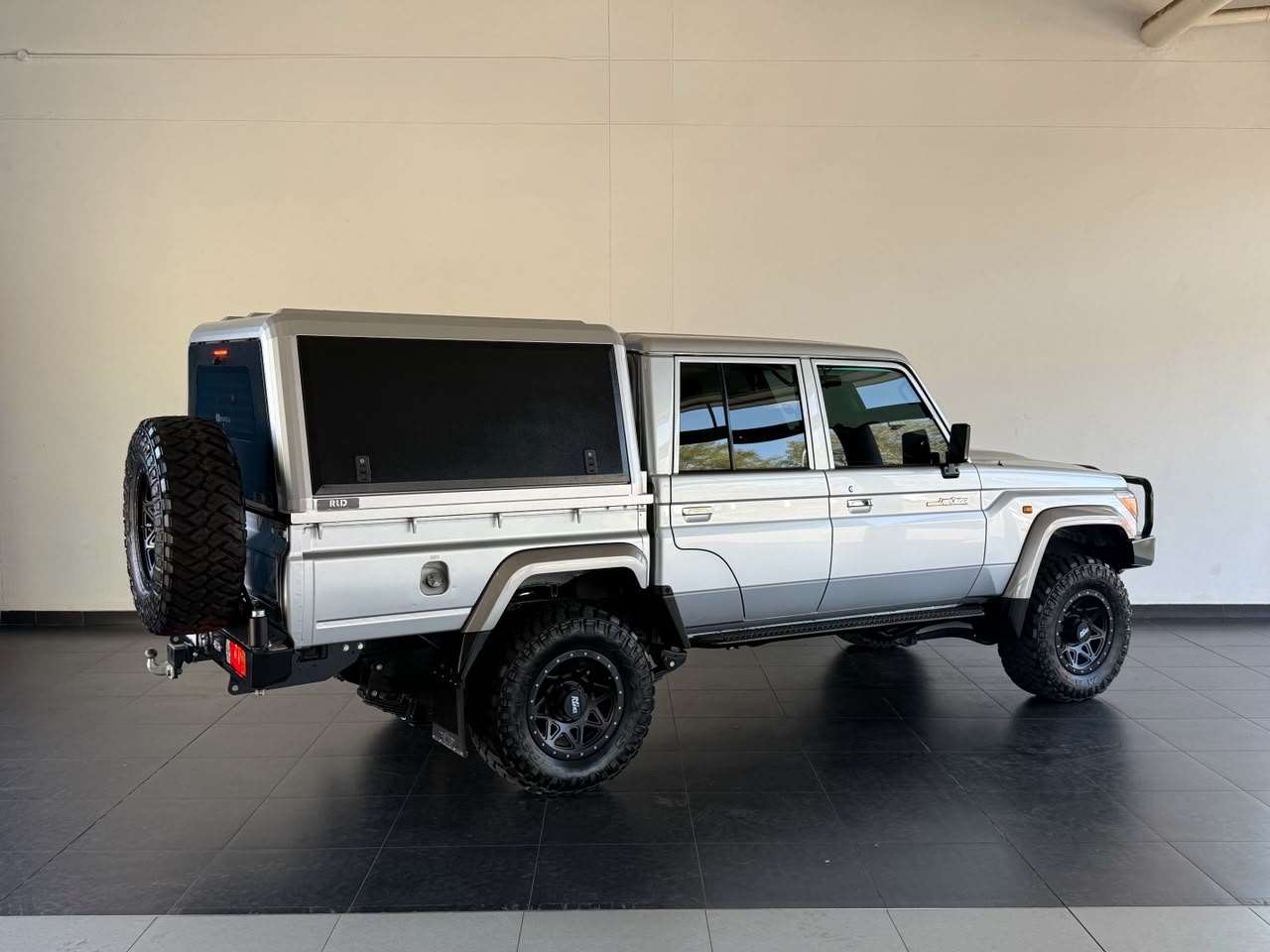 2021 Toyota Landcruiser image 6