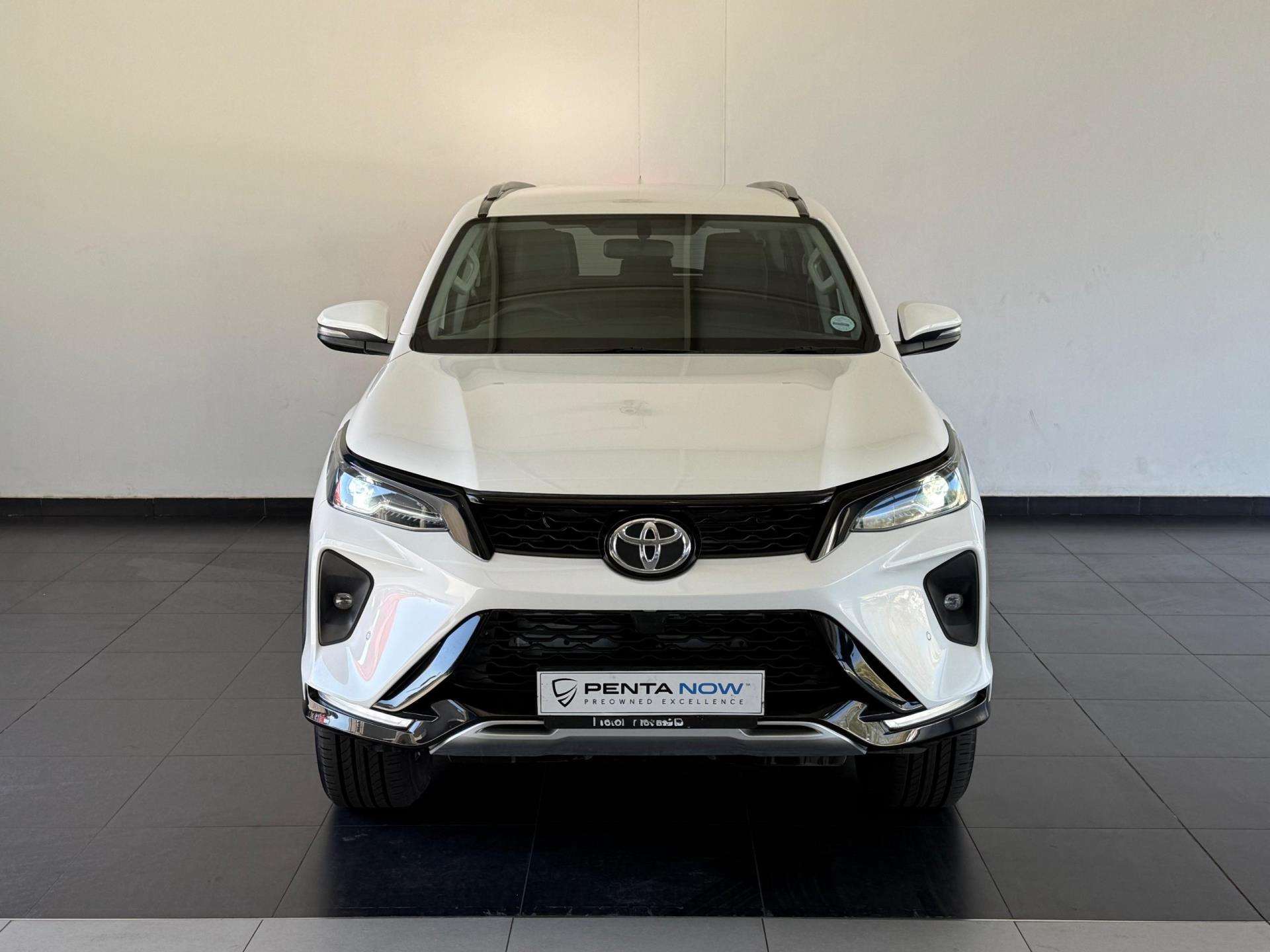 2023 Toyota Fortuner image 2