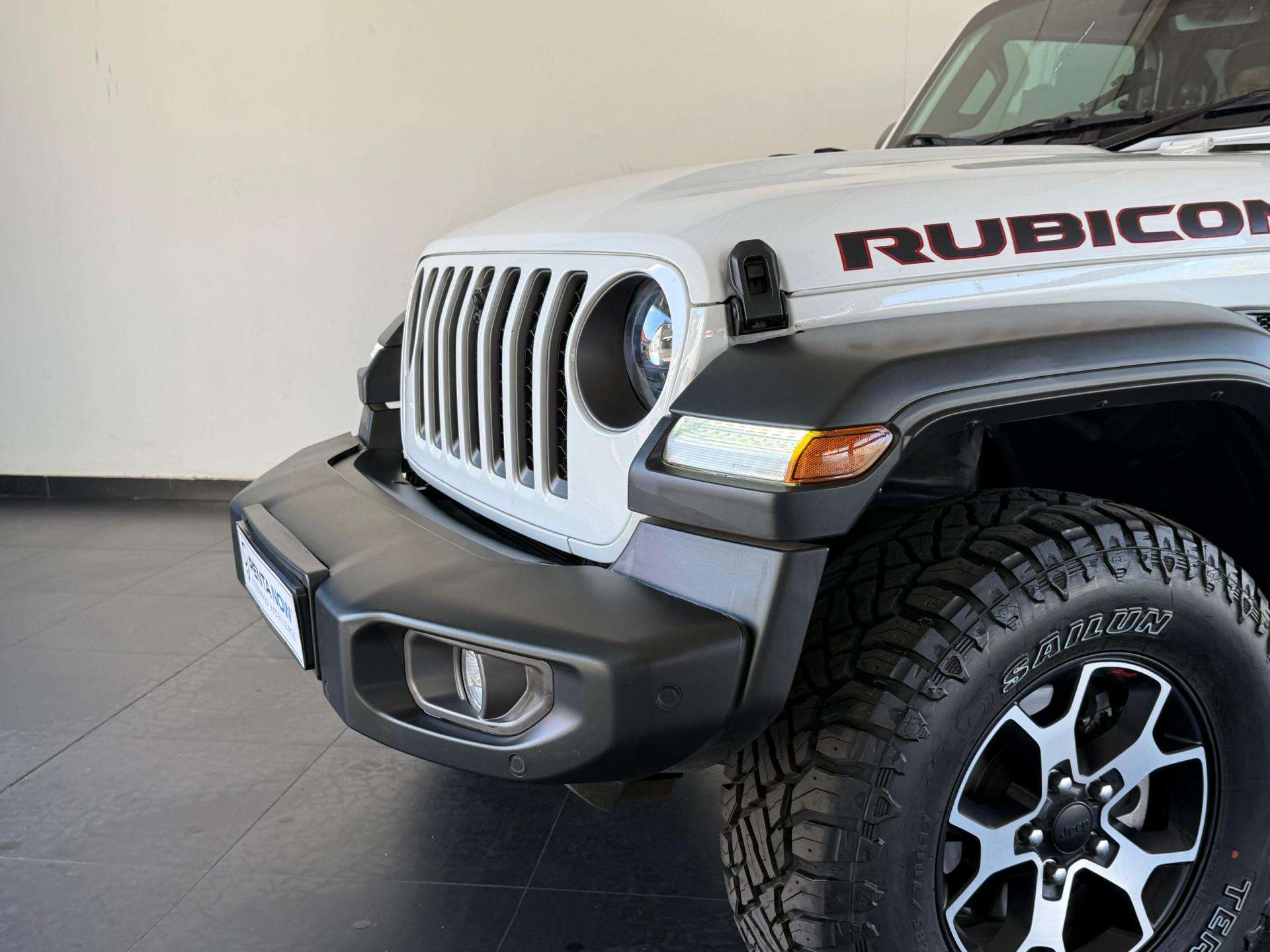 2023 Jeep Sport image 10