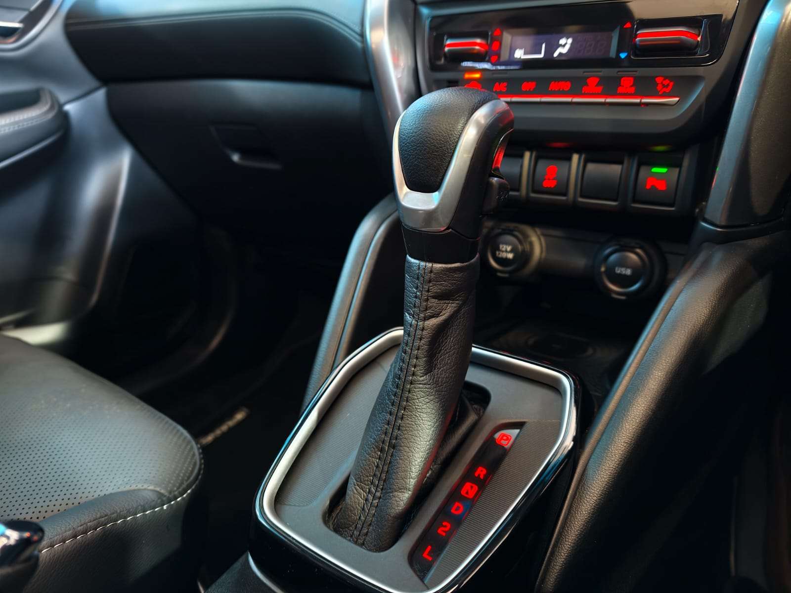2025 Suzuki Grand image 9