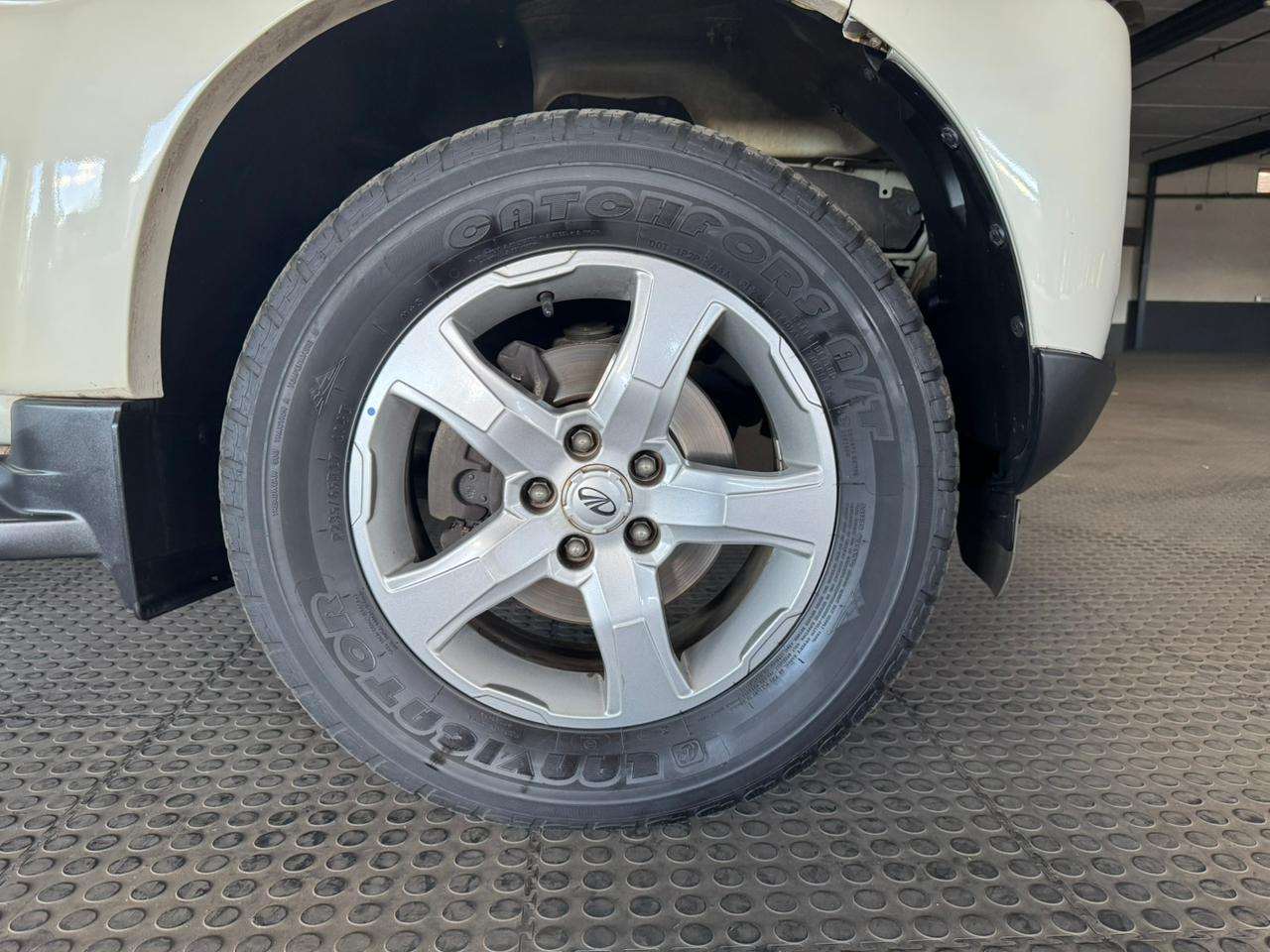2022 Mahindra Scorpio image 9