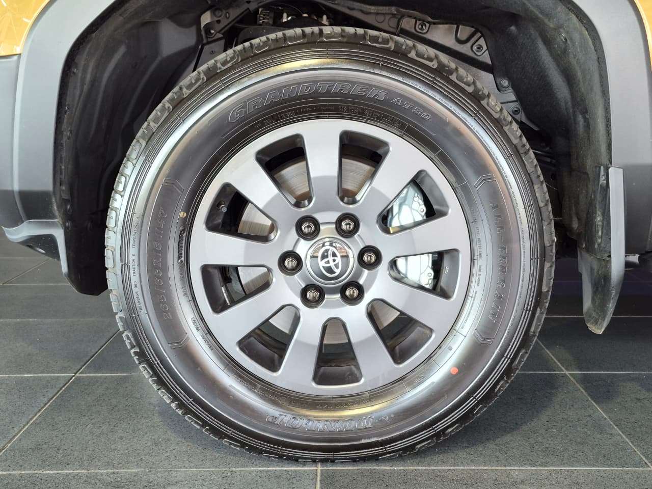 2026 Toyota Prado image 16