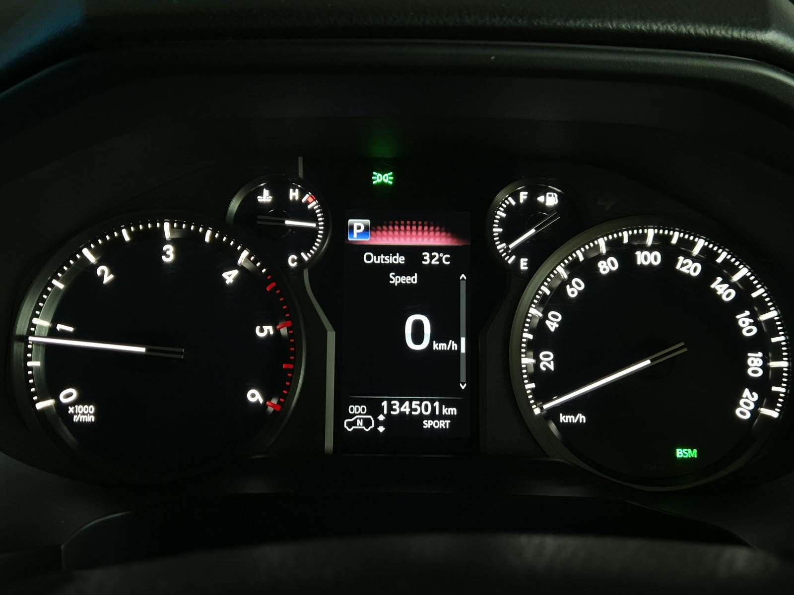 2018 Toyota Prado image 6