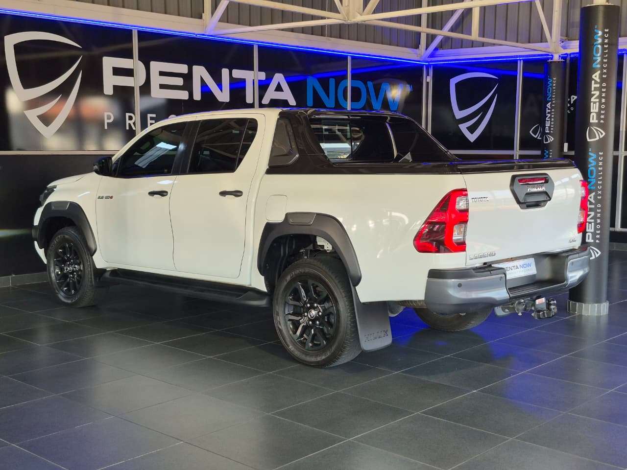 2025 Toyota Hilux image 4