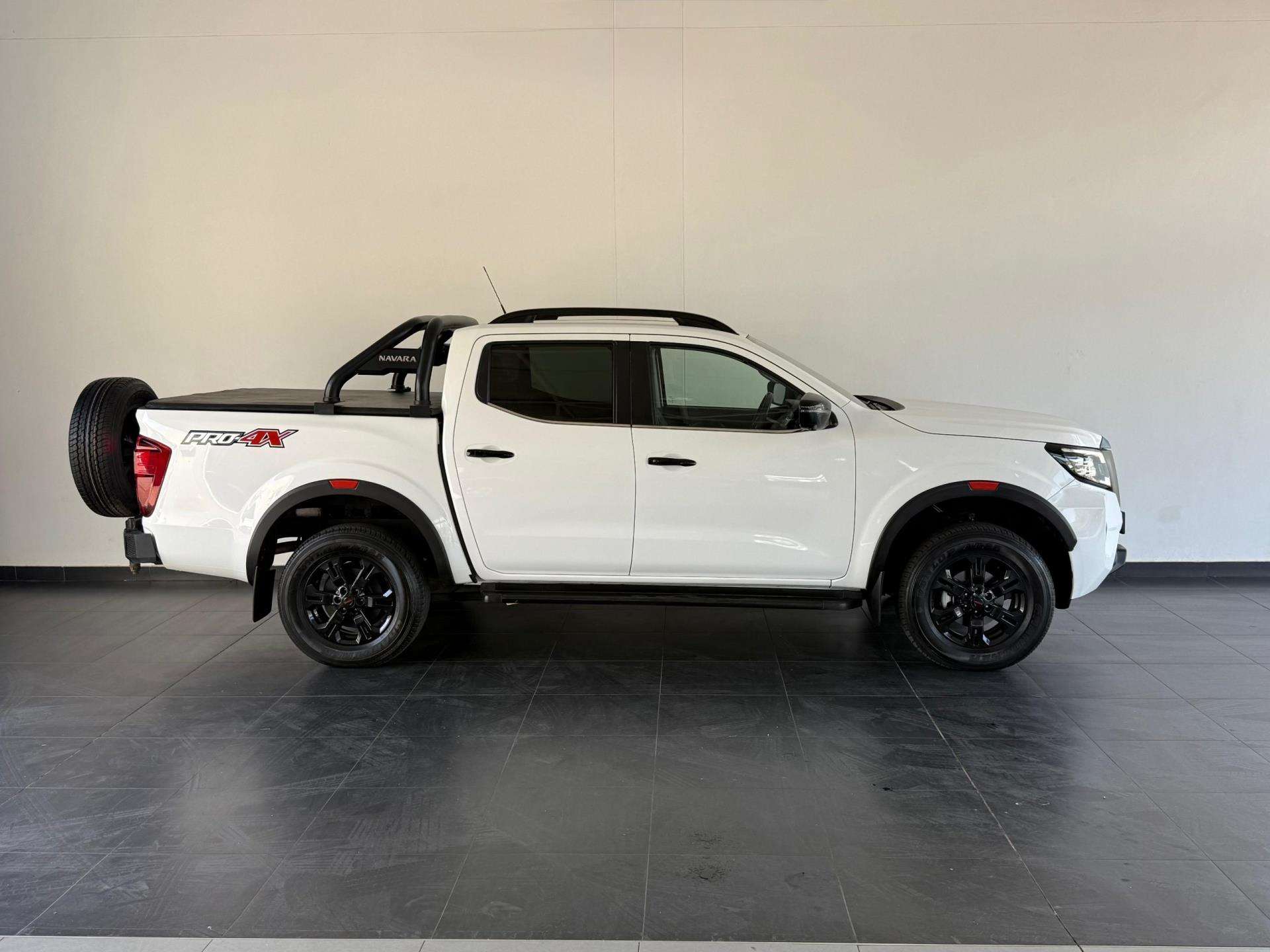 2023 Nissan Navara image 4