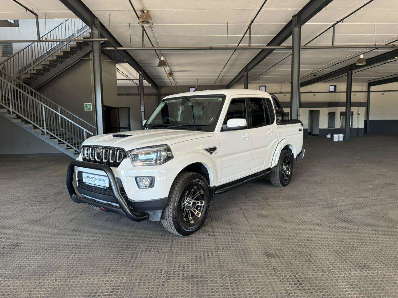Mahindra - Pik Up
