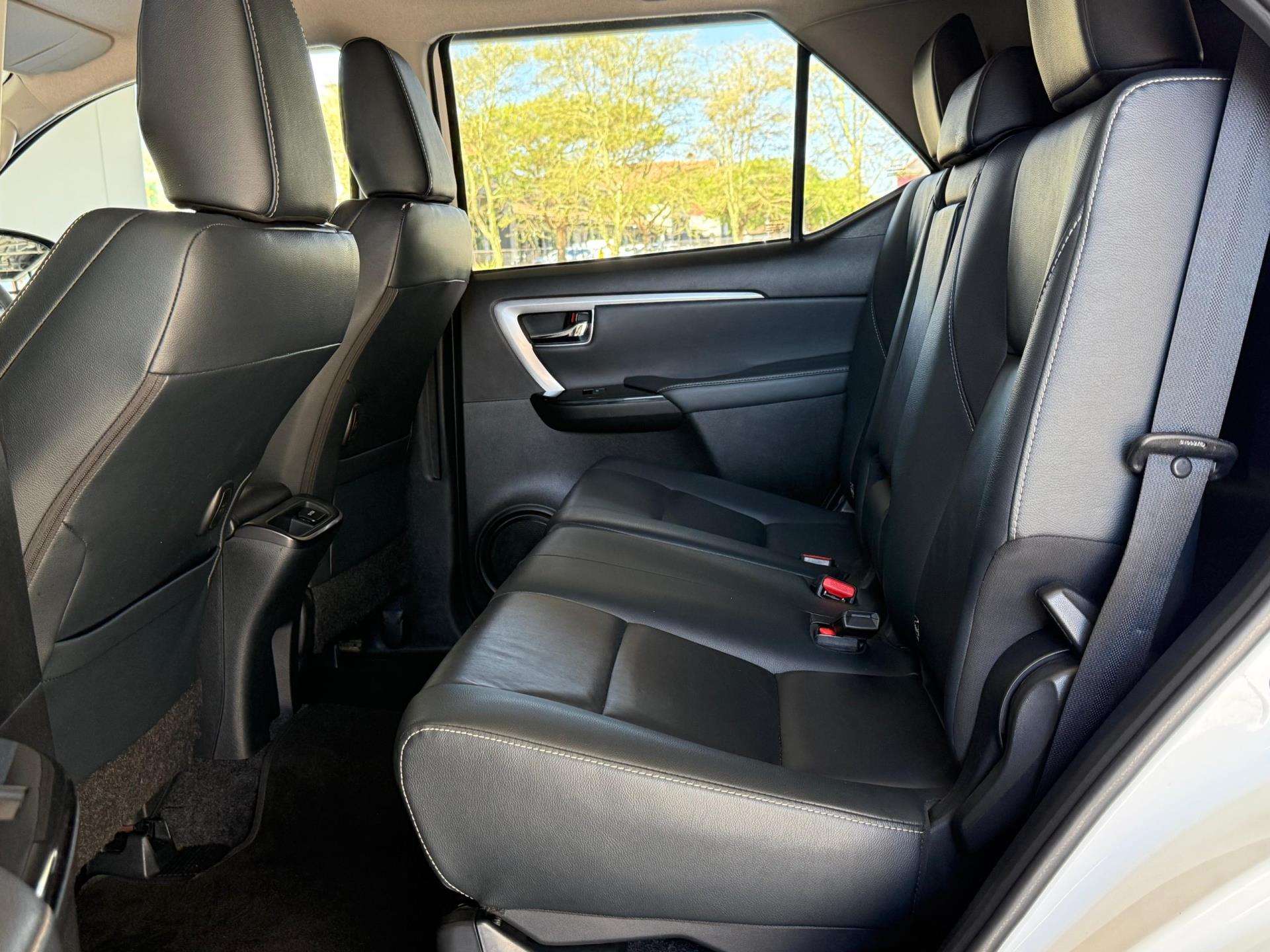 2023 Toyota Fortuner image 16