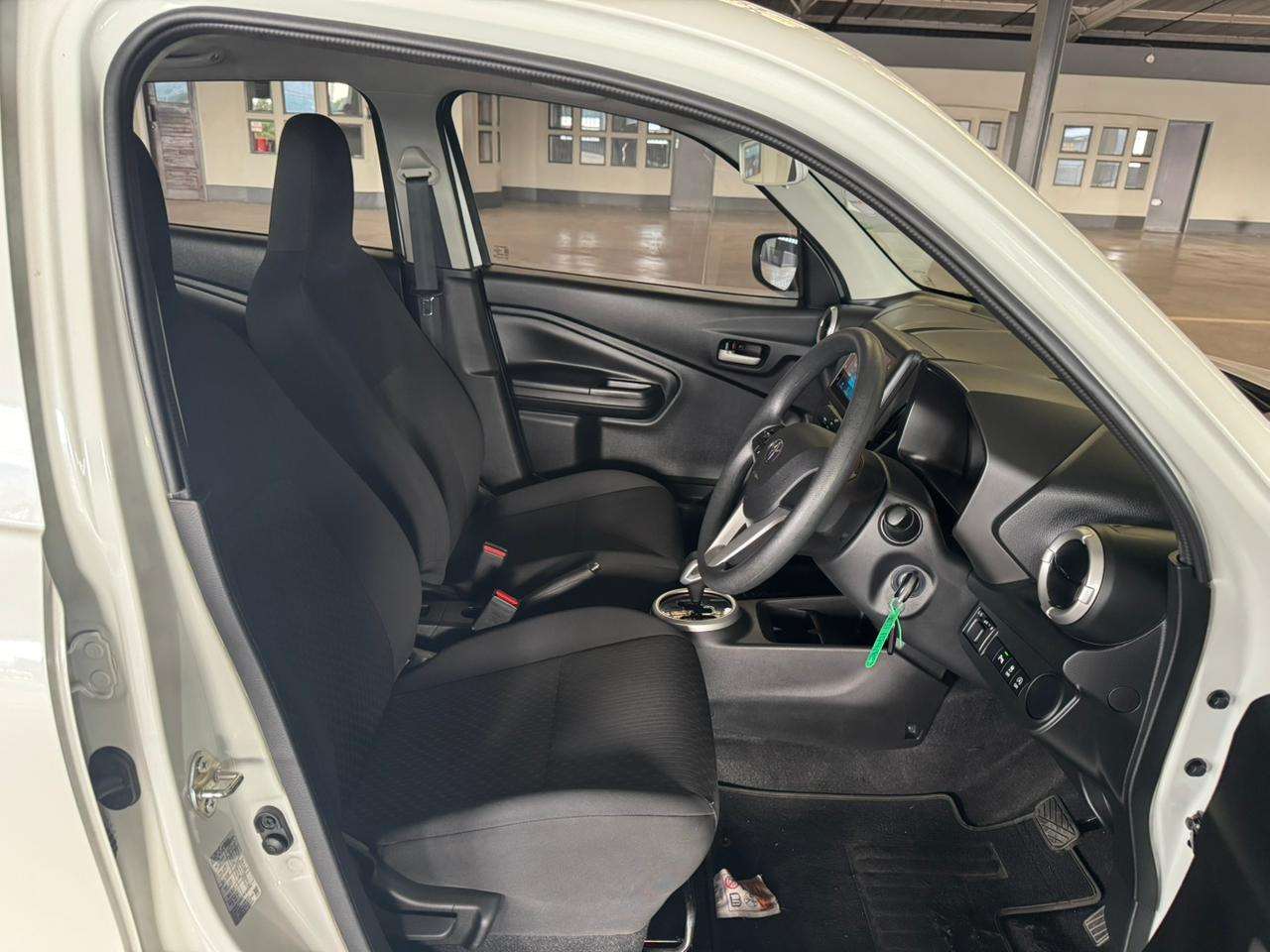 2024 Toyota Vitz image 11