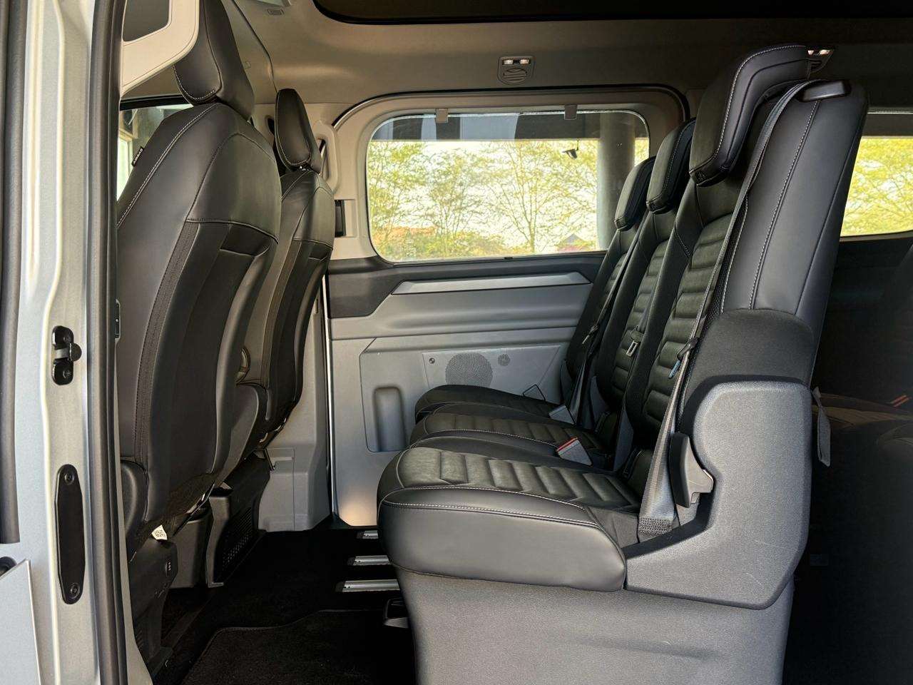 2026 Ford Tourneo image 16