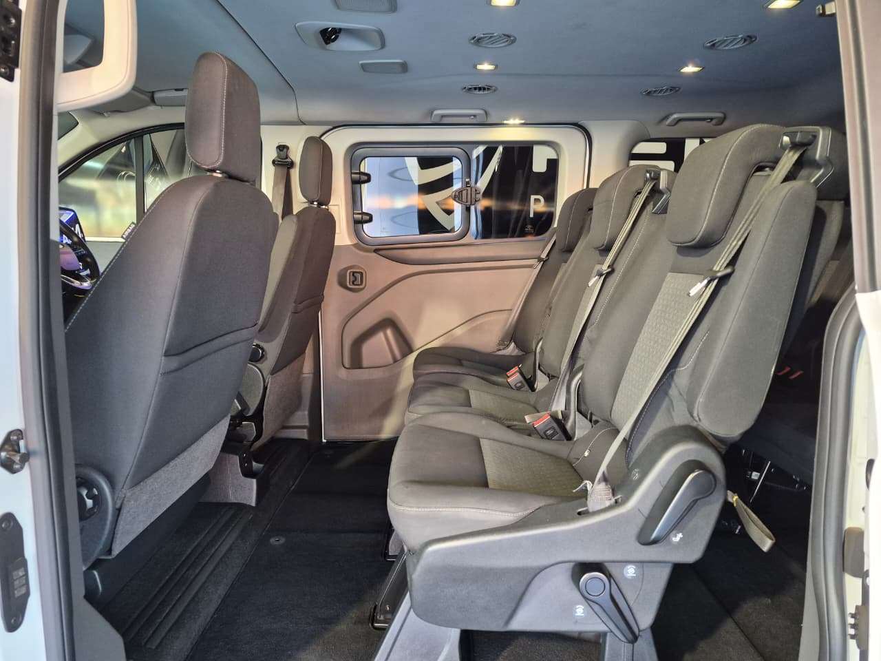 2023 Ford Tourneo image 13